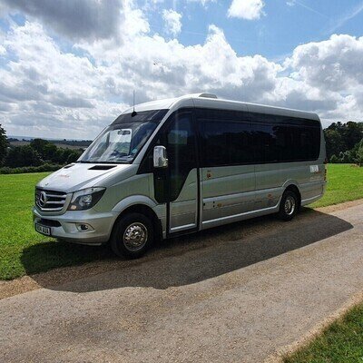 Benefits of Affordable Minibus Hire